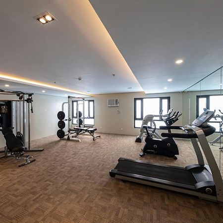 Cebu Family Suites Powered By Cocotel Extérieur photo